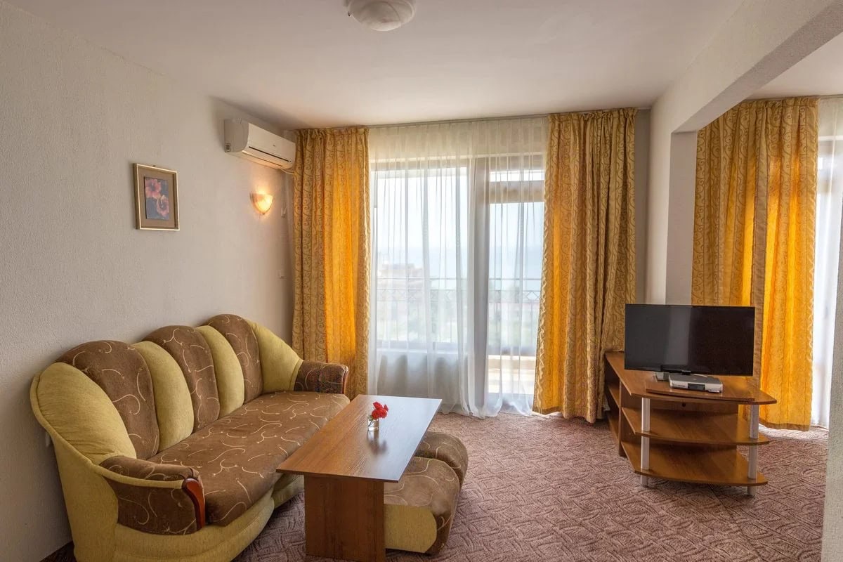 genada2019-10-apartament